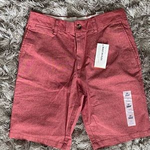 Old Navy Men Ultimate slim men cotton 98%, spandex 2% shorts. Size 29. NWT.